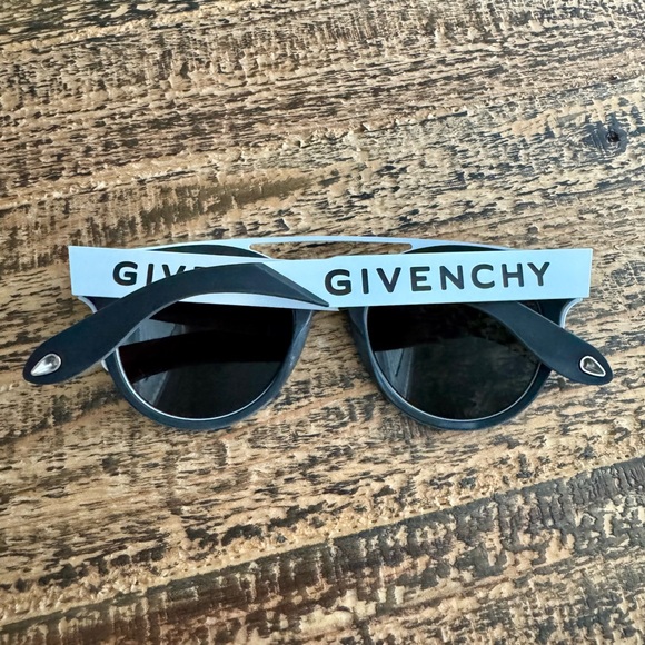 Givenchy 50mm Round Sunglasses - Unisex - Picture 7 of 10